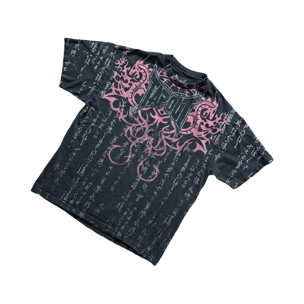 Vintage Y2K Tapout AOP Graphic T-Shirt